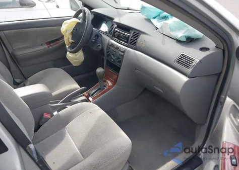 2004 Toyota Corolla Le z USA, uszkodzony, nr VIN 1NXBR38E94Z252906